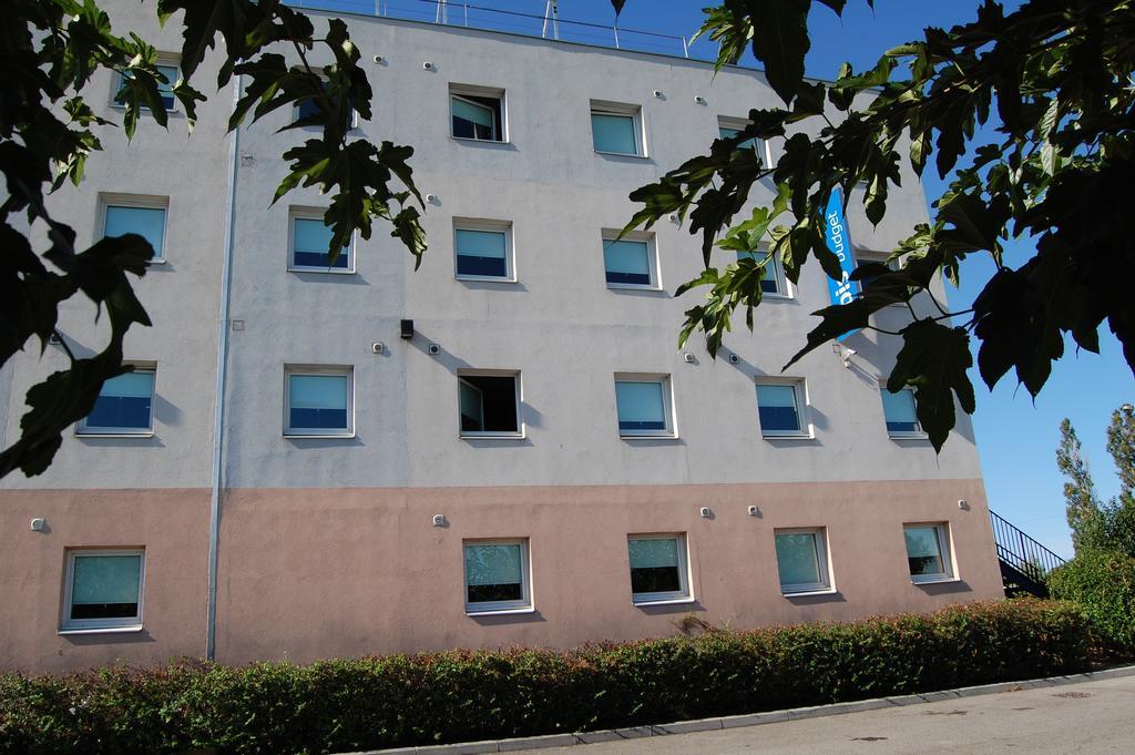 ibis Budget Hotel Vitrolles Eksteriør billede