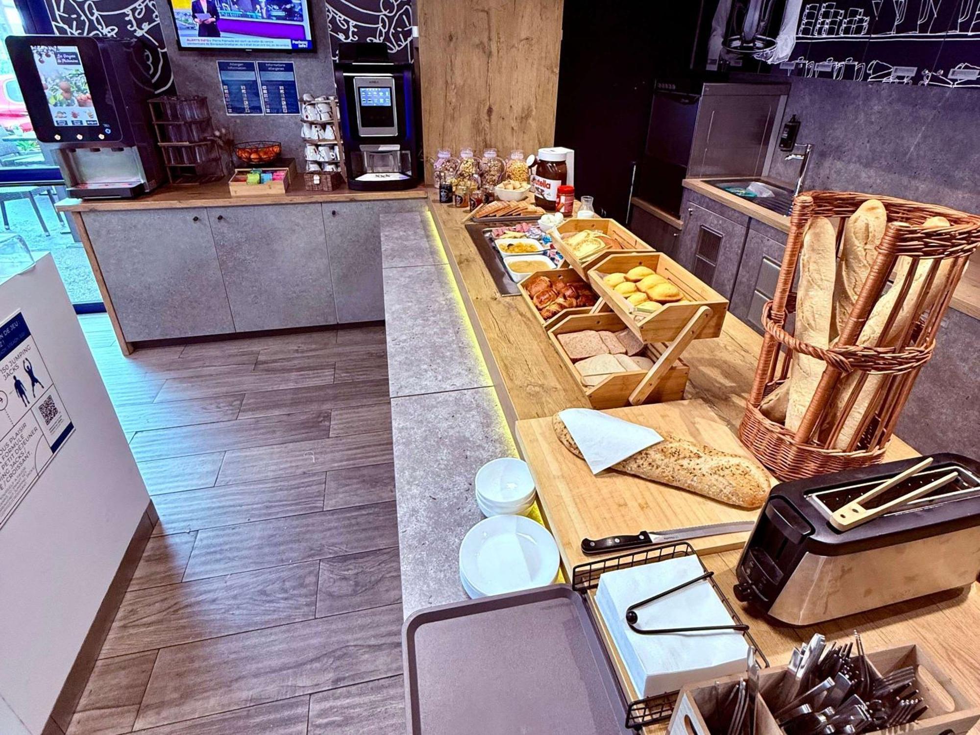 ibis Budget Hotel Vitrolles Eksteriør billede