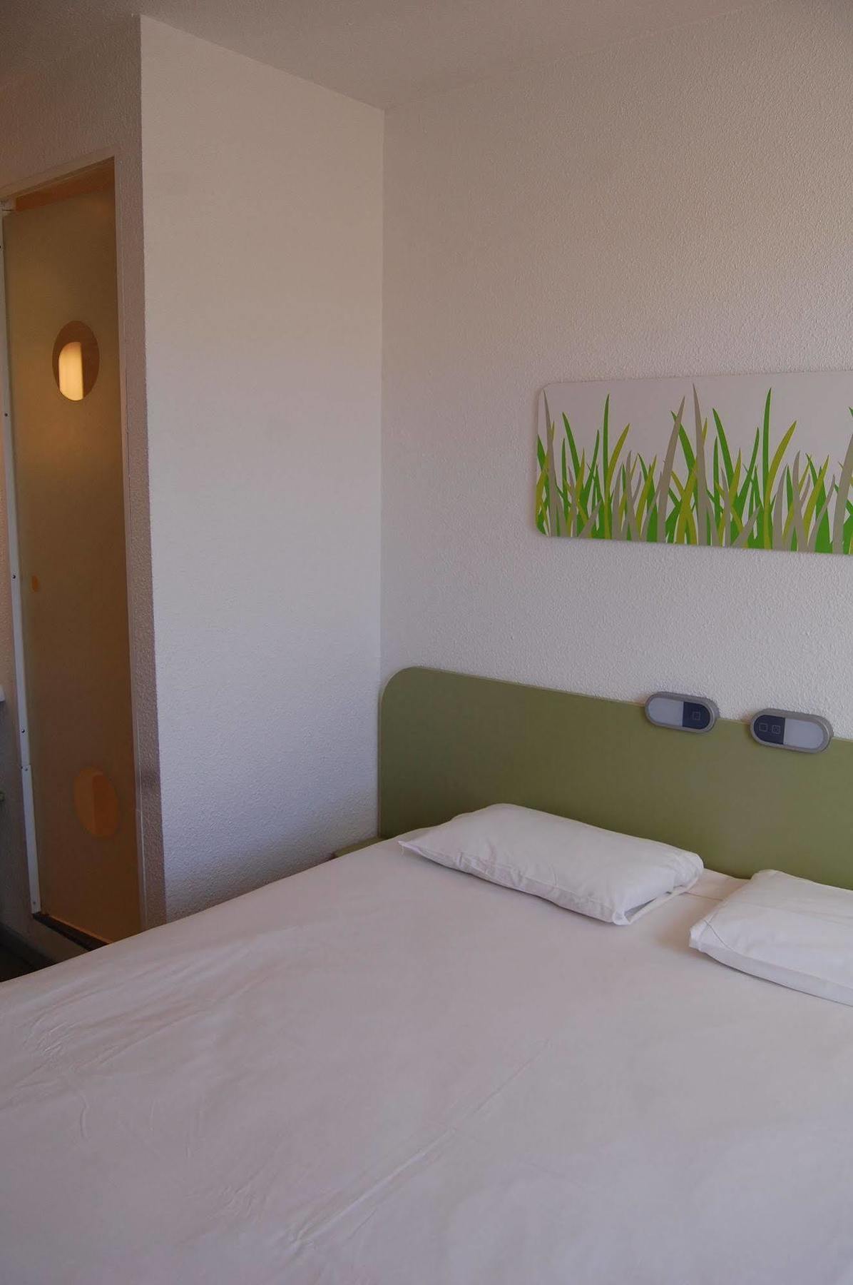 ibis Budget Hotel Vitrolles Eksteriør billede